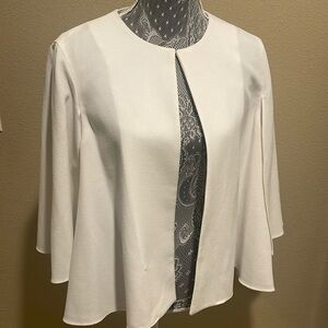 Tahari white cape blazer sz 14